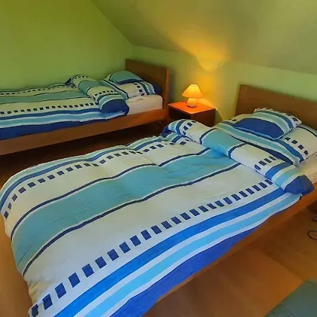 In 19281 Hébergement de vacances Balatonmáriafürdő