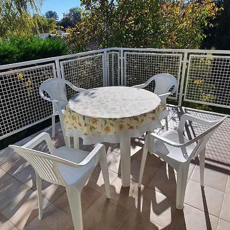 In 19281 Hébergement de vacances *