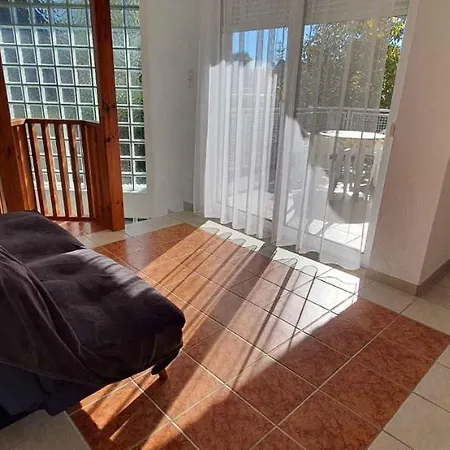 Hébergement de vacances In 19281