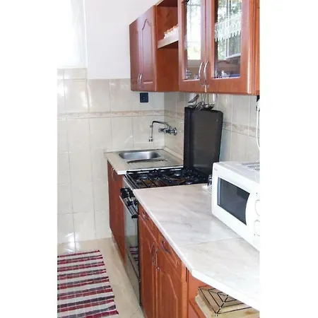 Hébergement de vacances In 19281 *