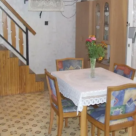 In 19281 Hébergement de vacances *