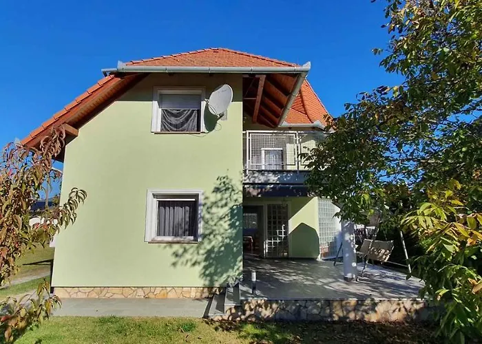 In 19281 Balatonmáriafürdő