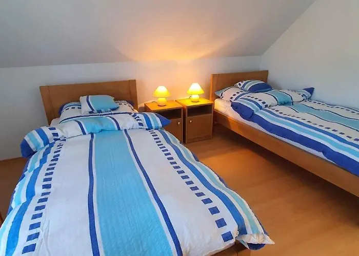 In 19281 * Balatonmáriafürdő