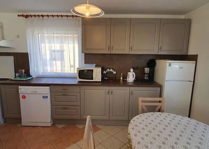 In 19281 Balatonmáriafürdő